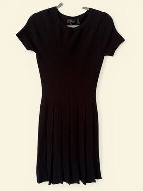 Theory Short-Sleeve Pleat tee dress in black